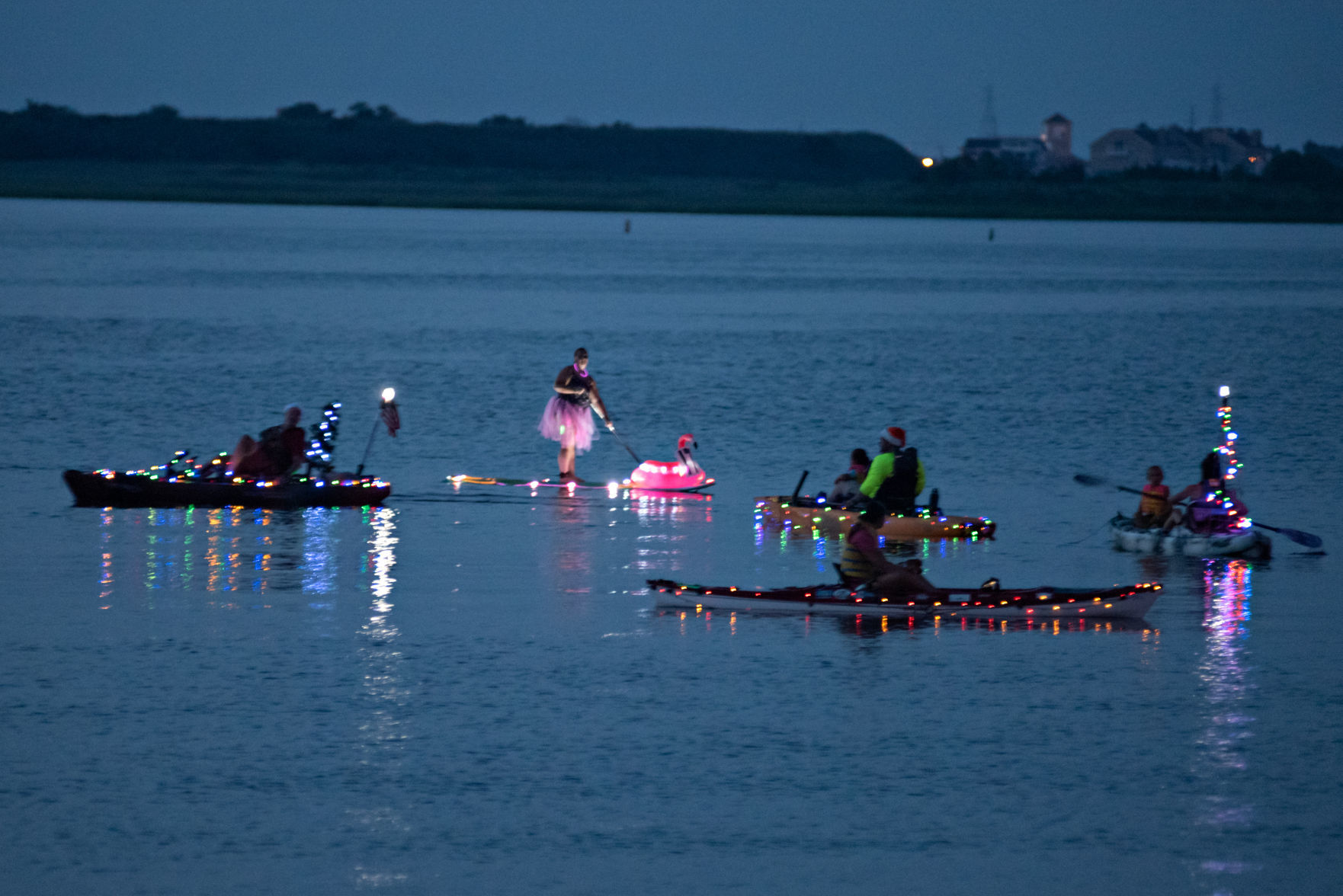 071919_nws_wildwoodxmasinjuly